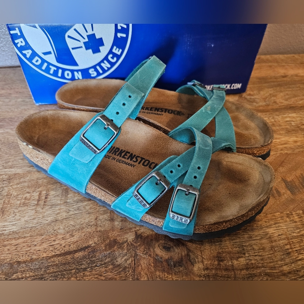 Birkenstock Size 38/7 teal